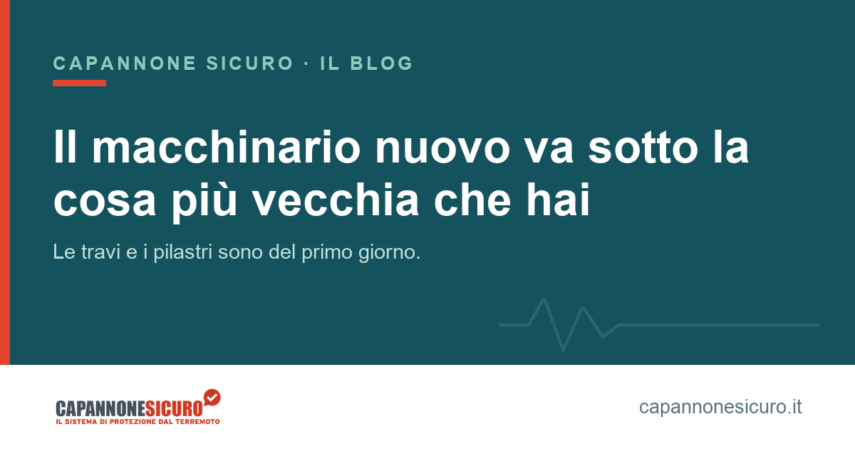 Travi appoggiate sui pilastri in un capannone prefabbricato