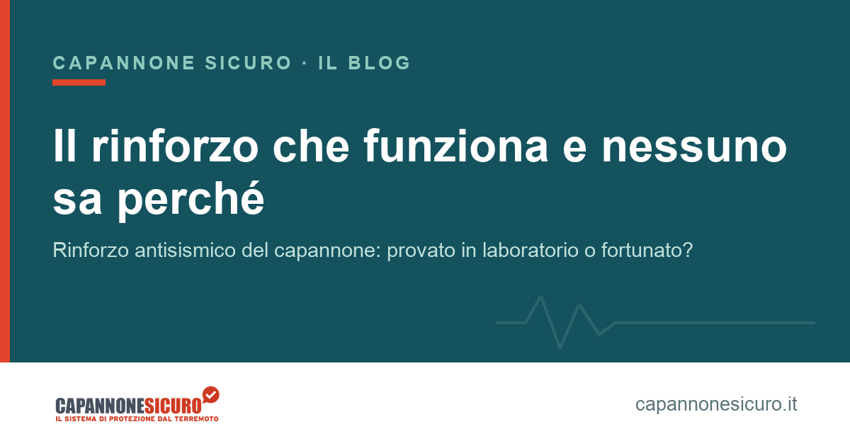 Rinforzo antisismico capannone: piastra tassellata sul nodo trave-pilastro e dispositivo certificato a confronto